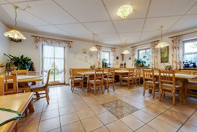 Sonnendurchflutete Wohnung in Waldnähe