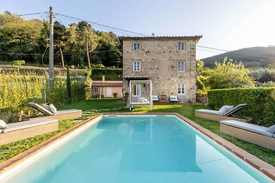 Villa romantica con piscina