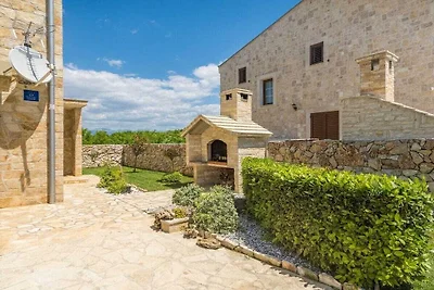 Villa in Privlaka mit Schwimmbecken