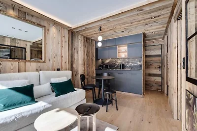 Volledig gerenoveerd appartement, aan de voet...