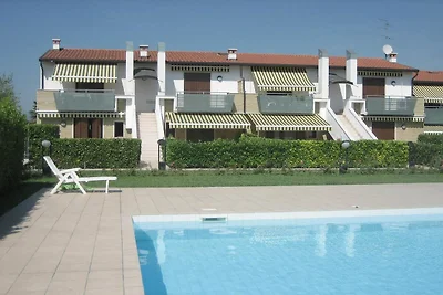 Charmantes Apartment mit Pool in der Nähe des...