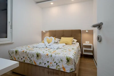 Appartamento Trogir con terrazza