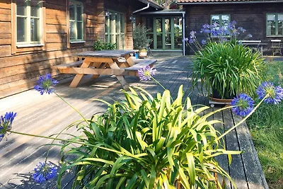 4 Sterne Ferienhaus in YNGSJÖ-By Traum