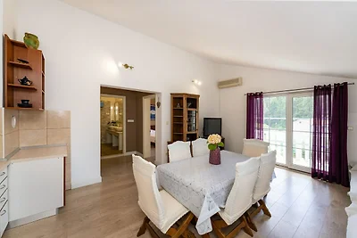 Charmantes Apartment in Meeresnähe, Silo