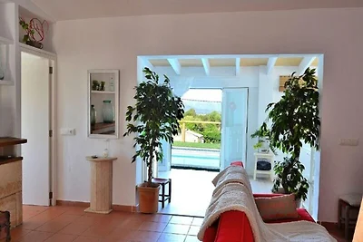 Villa in Muro met zwembad en jacuzzi