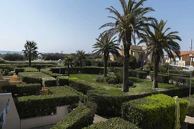 Tranquil apartment in Agde near beach