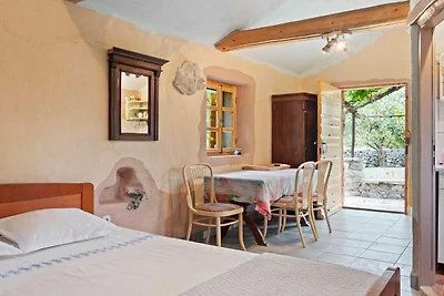 Sage House - One Bedroom Holiday Cottage with...