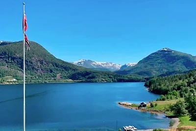 8 personas casa en Austefjorden