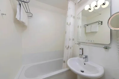 Sunday Hotel des Nordens Standaard...