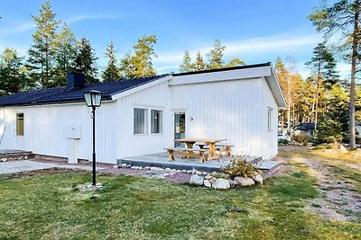 4 sterren vakantie huis in Mönsterås-By Traum