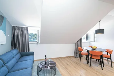 Apartments Villa Royale - One Bedroom Apartme...