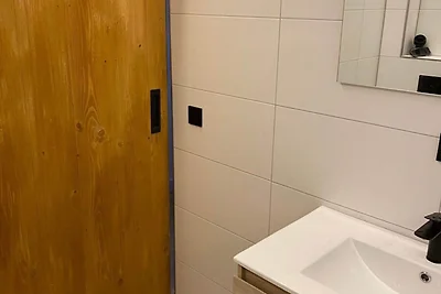 Moderno monolocale situato sulla pista da sci...