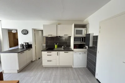 Appartement vlakbij het strand met terras