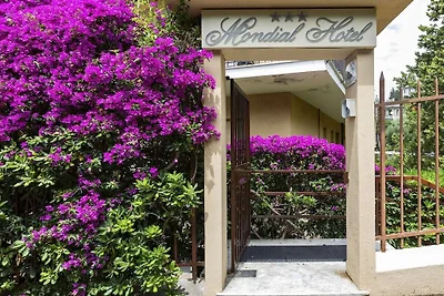 Mondial Apartment