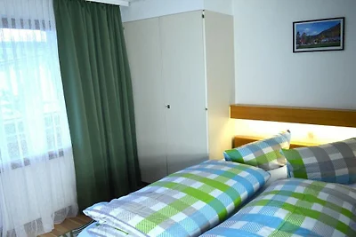 Ferienwohnung mit 2 Schlafzimmer