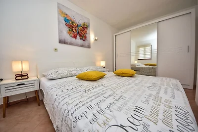 Wohnung in Krusevo mit Terrasse