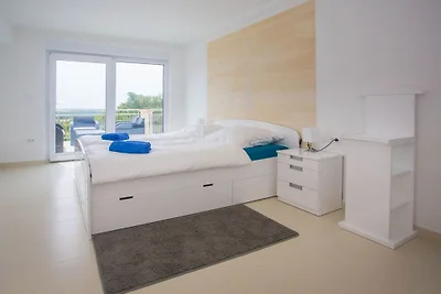 II in Villa Sunce