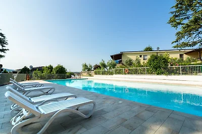Appartamento tranquillo a Manerba del Garda v...
