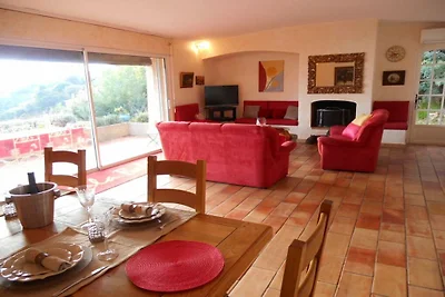 Villa Bellevue met zoutwaterzwembad