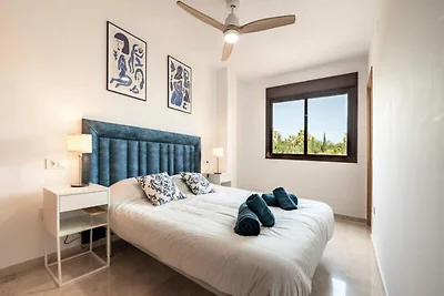 Wohnung in Estepona mit Zugang zum Strand