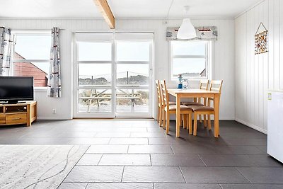 6 Personen Ferienhaus in Hellesøy-By Traum