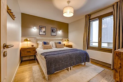 Chic Apartment with Balcony near Chamonix...