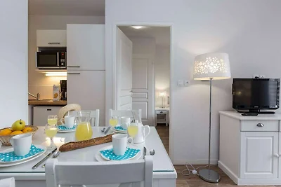 Schönes Studio-Apartment mit Terrasse am See...
