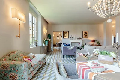 Moderner Komfort mit Terrasse in Lucca