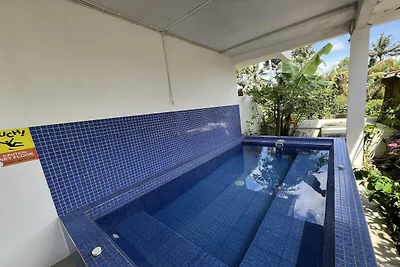 Cozy Deluxe Double Stay with Modern Comfort