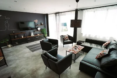Two Bedroom Apartment with Sea View