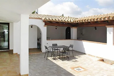 Bungalows mit Privatpool an der Costa Rei