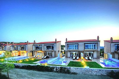 Luxuriöse Villa auf Halbinsel Chalkidiki mit ...