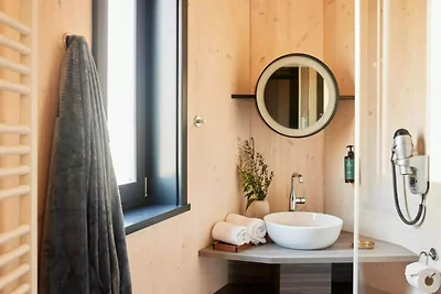 Suite in Tournai mit Waldblick
