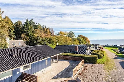 Strandparadies mit offener Terrasse