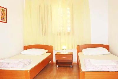 Apartments Antonio - Two Bedroom Apartment wi...