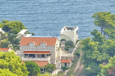 Villa Mirosa mit Balkon