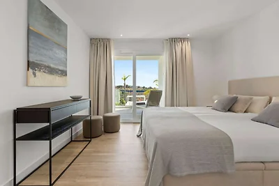 Spacious 2-bed & Solarium ALCAZABA LAGOON...