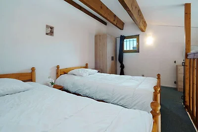 Lichtrijke plek vlakbij de havenpromenade