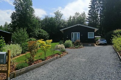 Schönes Chalet am Waldrand in Saint-Léger