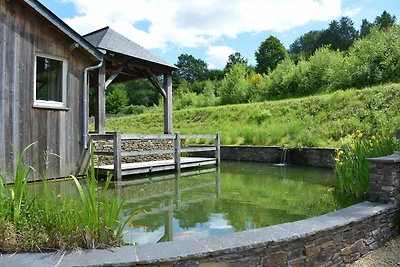 Villa mit Whirlpool und Sauna