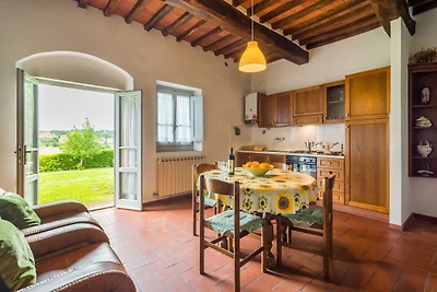 Agriturismo moderno a Bucine con piscina