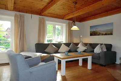 Ferienhaus in Nieblum mit Schwimmbecken