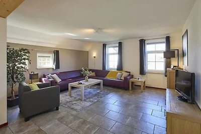 Luxe boerderijvilla met sauna in Limburg