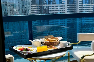 Luxus-Club-Suite | DIFC | Blick auf den Burj