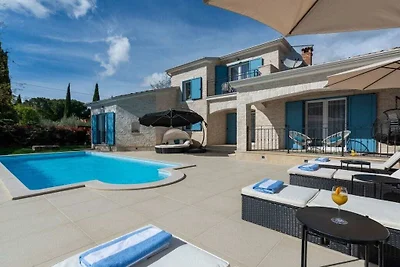 Villa in Tar mit Schwimmbecken