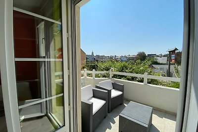 Hübsche Ferienwohnung mit Dachterrasse, direk...