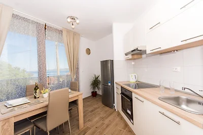 Villa LA - Comfort One-Bedroom Apartment with...