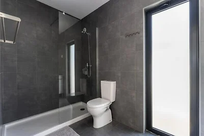 Casa a Sagres con piscina vicino alle spiagge