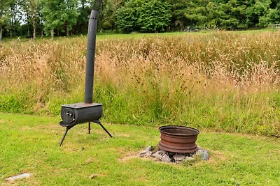 Glockenzelt in Devon mit Naturblick