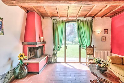 Ansprechendes Ferienhaus mit Pool